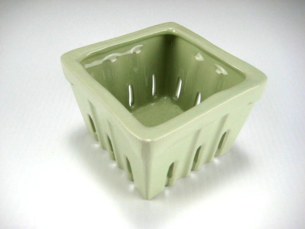 Stoneware Berry Bowl